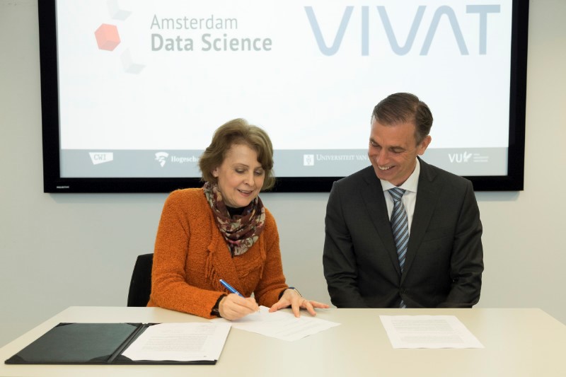 Ondertekening van de samenwerking tussen VIVAT en ADS